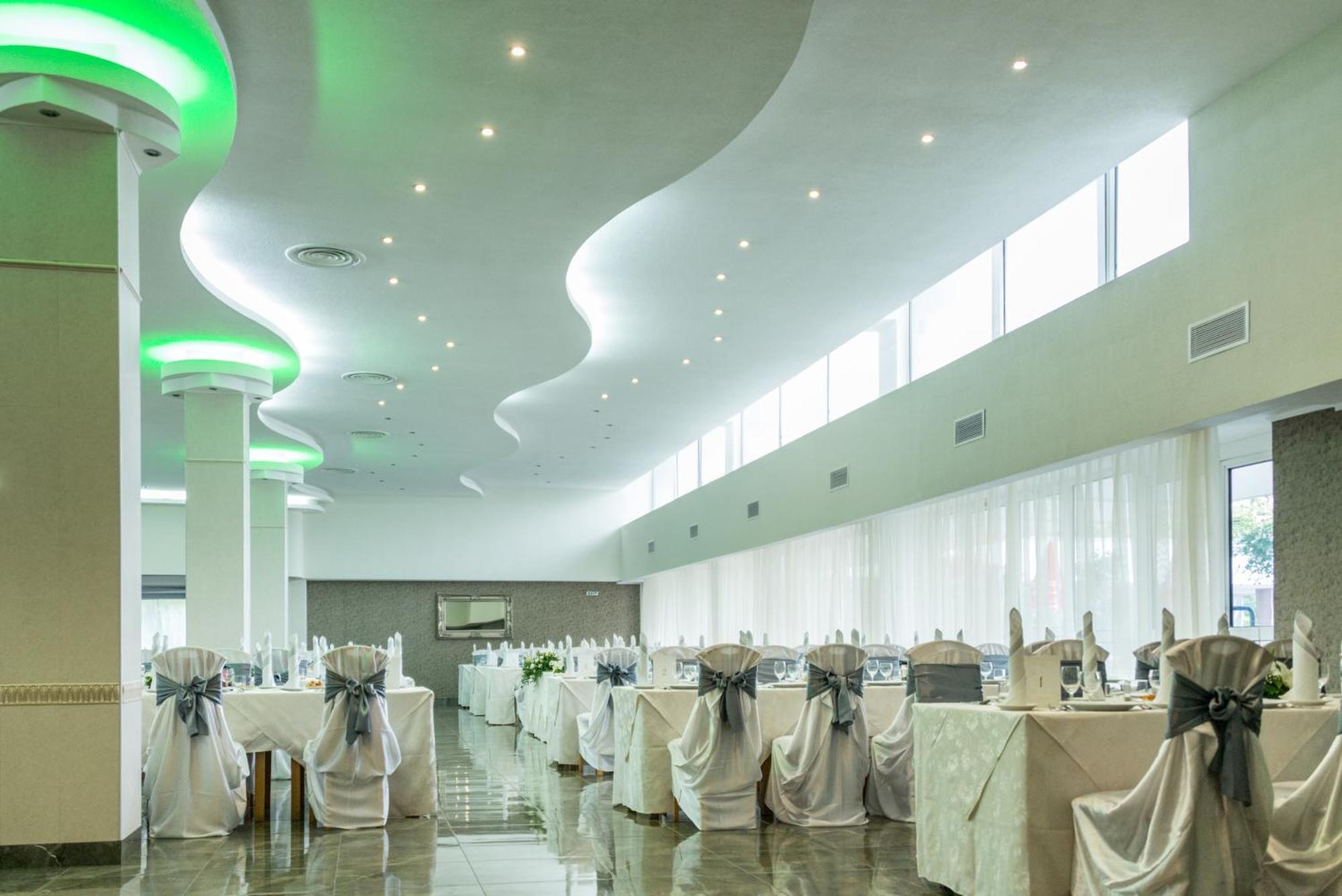 Hotel Termal Băile Felix Buitenkant foto